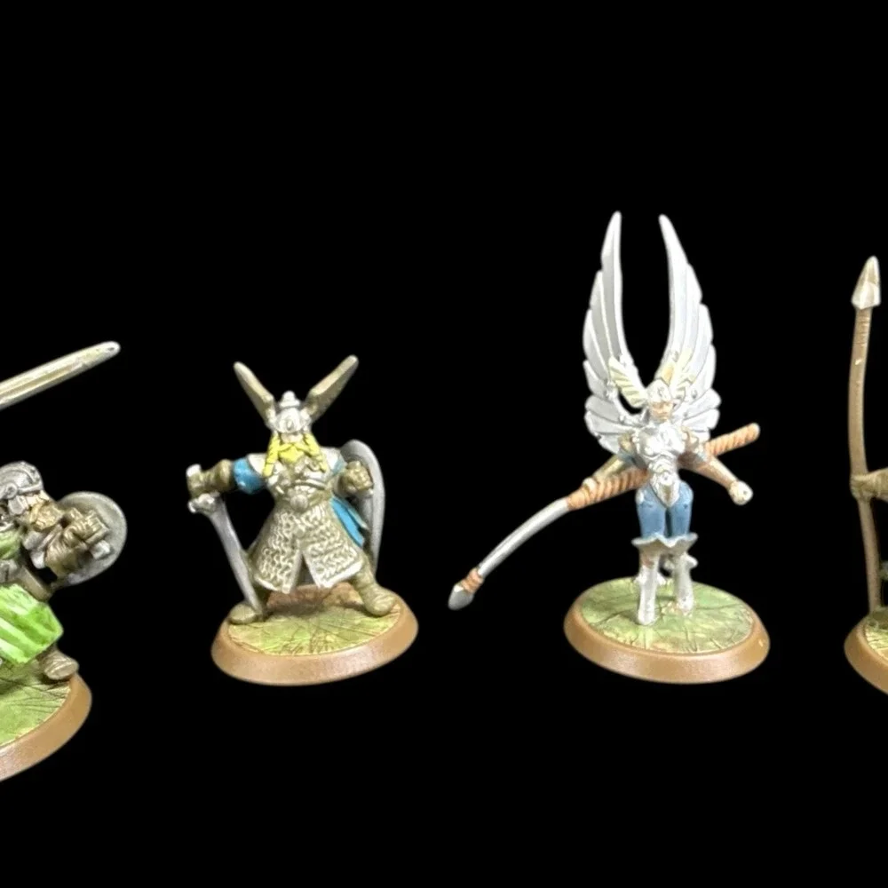 Heroscape Raelin, Thorgrim and 2 of‎ 4 Tarn Viking Warriors 4 Figs 3 Cards